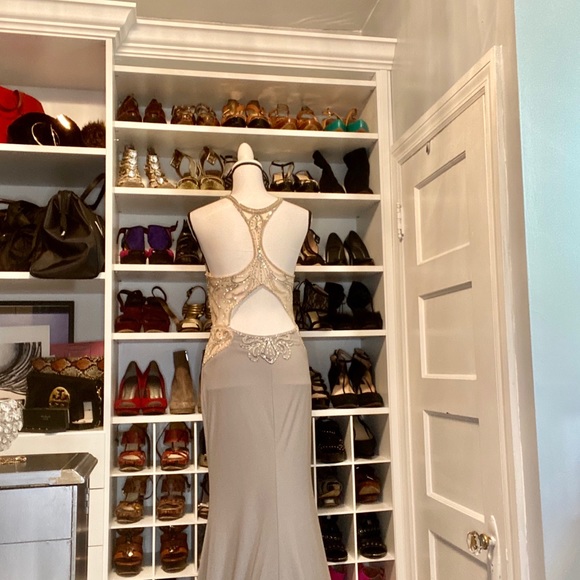 SHAIL K. A Kimi K Inc. Brand long beaded top gown - Picture 12 of 14